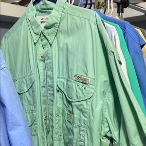 Columbia Green Casual Button Down Shirt with Relaxed Fit